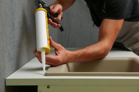 Remplacement des joints, une &eacute;tape cl&eacute; pour une plomberie durable
